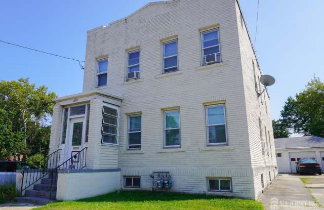 1860 Woodbridge Avenue photos photos