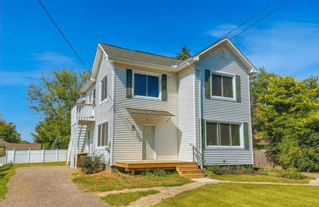 683 Budlong St photos photos