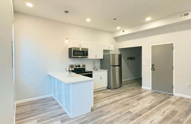 2023 MCCULLOH Street unit: 2 photos photos 2023 MCCULLOH Street unit: 2 photos photos