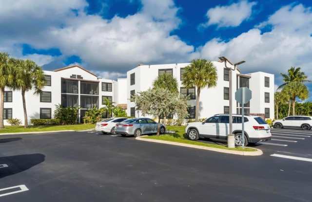 210 Lake Pointe Drive photos photos