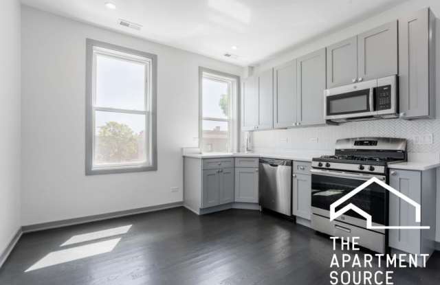 2806 North Mozart St. photos photos