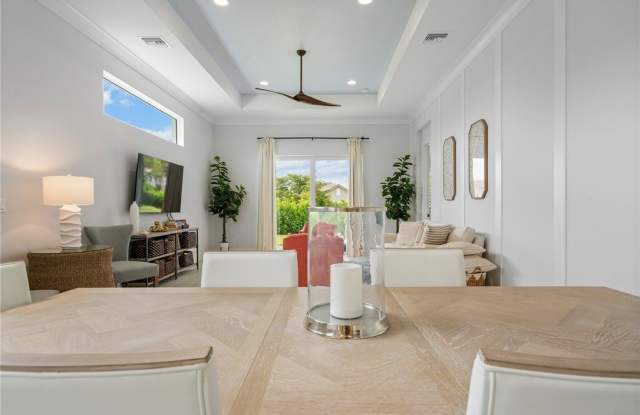 2159 Falls Manor Gallery 4