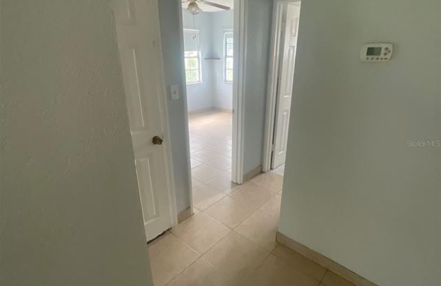 180 PINE TREE Drive Gallery 3