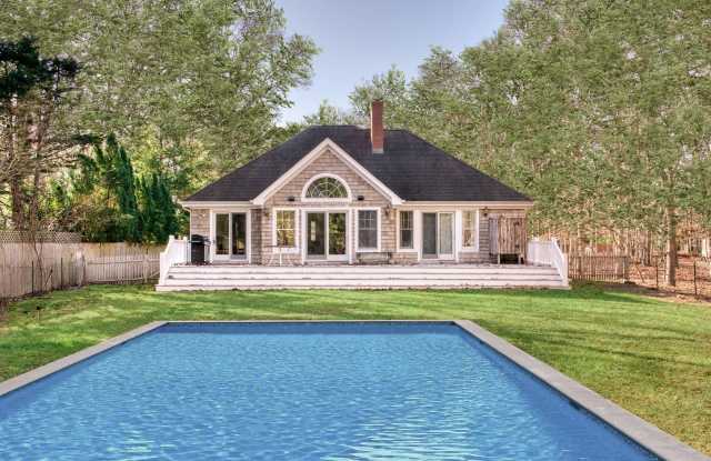 42 Sycamore Drive Gallery 1
