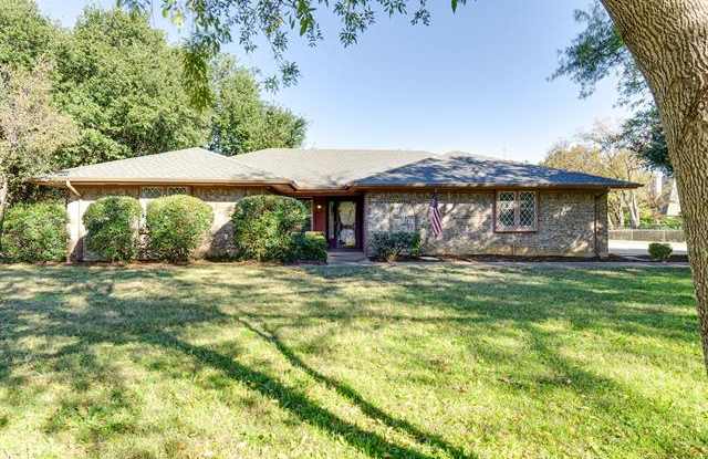 308 Glade Road Gallery 3