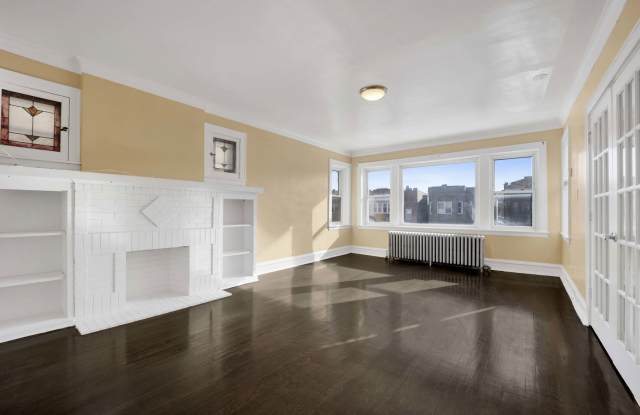 6030 North Claremont Avenue photos photos