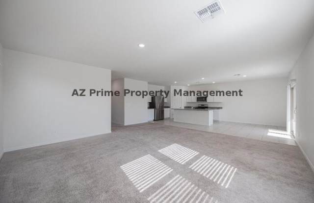 4711 North 193rd Drive Gallery 4