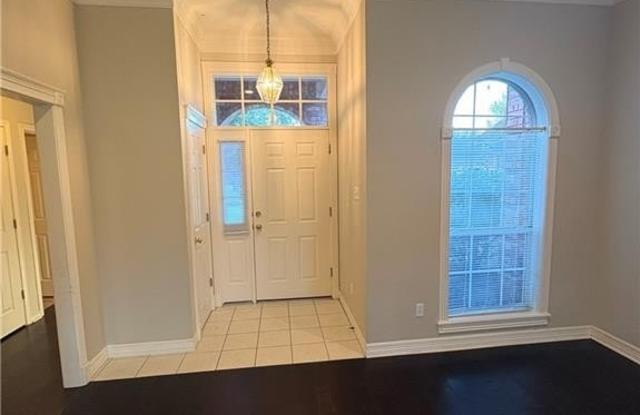 606 Aster Drive Gallery 2