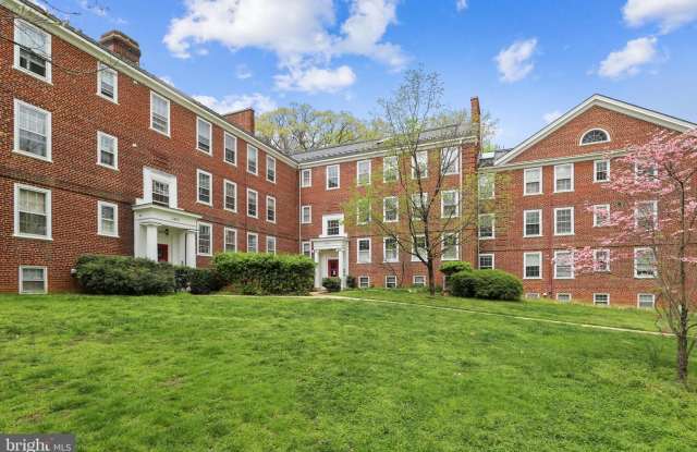 This Loft unit is unlike anything you have ever seen in McLean Gardens. photos photos This Loft unit is unlike anything you have ever seen in McLean Gardens. photos photos