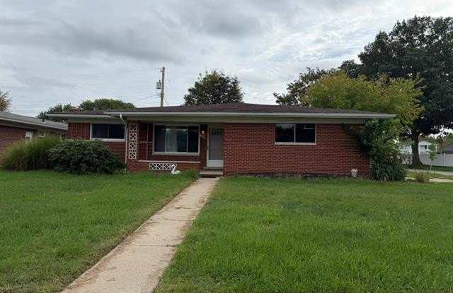 33066 Twickingham Drive Gallery 2