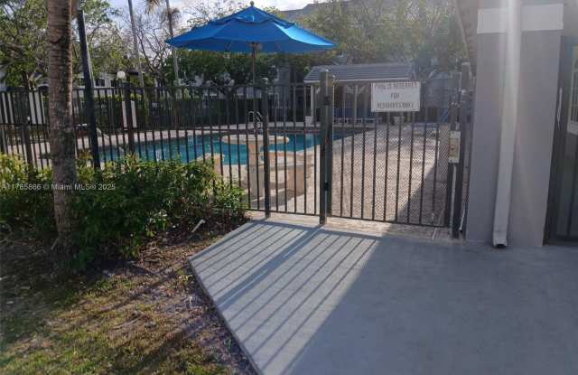 15410 SW 284th St photos photos