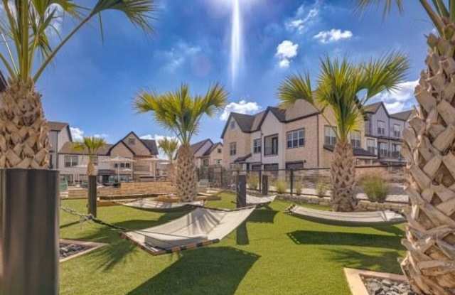 5037 E Parmer Ln Gallery 2