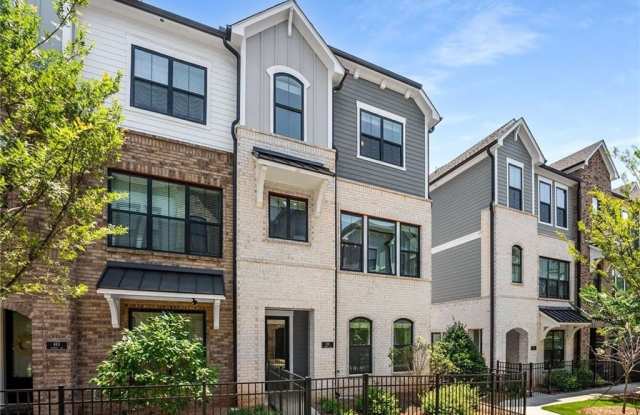 455 Ashbury Drive photos photos
