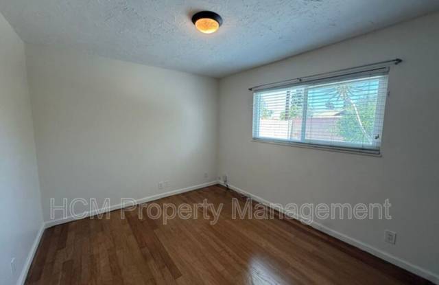 16402 Birdie Ln Gallery 3