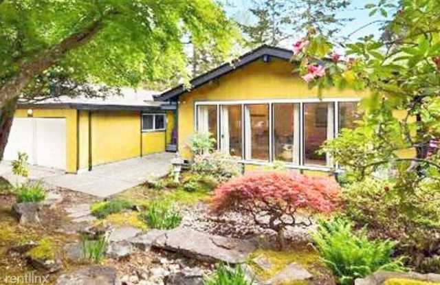 12613 SE 4th Pl - 12613 Southeast 4th Place, Bellevue, WA 98005