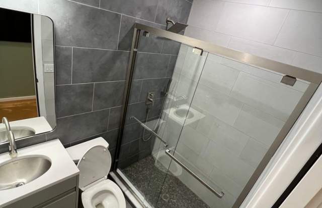 1306 Walnut LLC photos photos