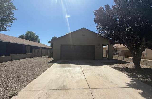 3 Bedroom 2 Bathroom Home photos photos