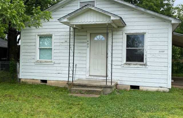 Come look at this 2 bedroom 1 bath home photos photos