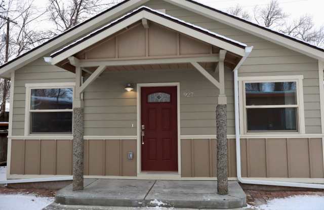 Adorable 2 bed 1 bath available near hospitals photos photos