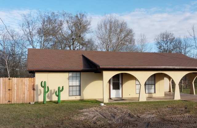 608 Mayflower Ln photos photos