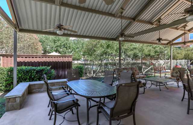 Mariposa at Hunter Road - Senior Housing Gallery 3