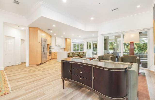 3317 Embassy Drive Gallery 3