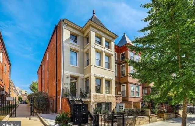 2515 17TH STREET NW - 2515 17th Street Northwest, Washington, DC 20009