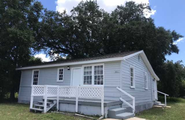 3311 Reymarde St. Pensacola, FL 32505 MOVE IN SPECIAL!! $250 off 1st Months Rent!!! - 3311 Reymarde Street, Pensacola, FL 32505