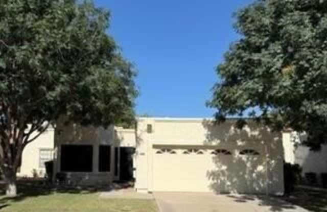 7717 S HEATHER Drive photos photos