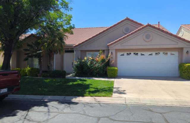 Charming 2-Bedroom + Office Home with Spacious Layout & Serene Backyard. Access to Community Pool and Hot Tub photos photos