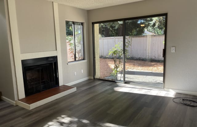 2850 Tachevah Duplex Gallery 1