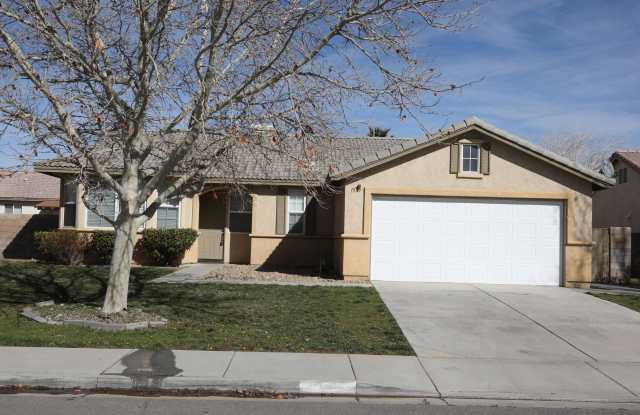 1559 W Avenue H4 photos photos