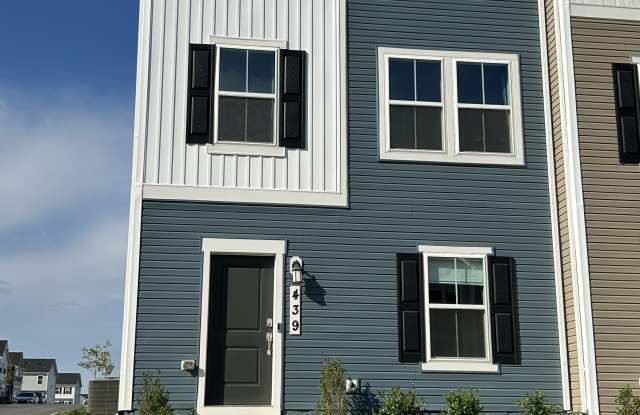 439 17th Avenue - . Gallery 1