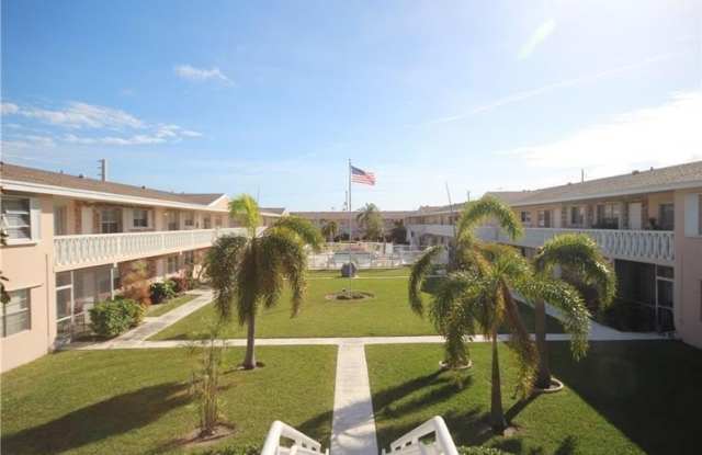 2001 NE 38th Street - 2001 Northeast 38th Street, Lighthouse Point, FL 33064