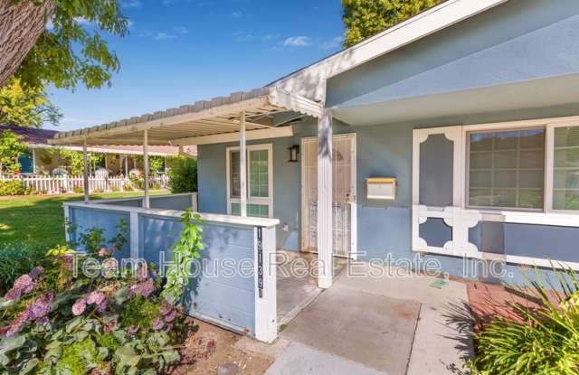 19139 Avenue of the Oaks Gallery 2