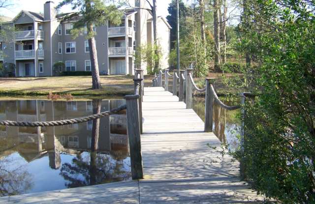 BARTON'S LANDING Gallery 3