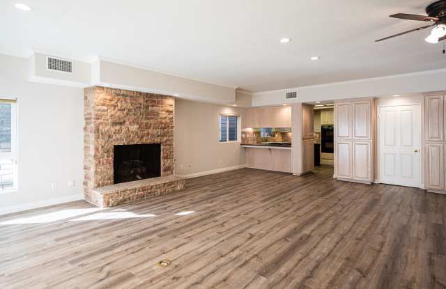 608 West Oceanfront Gallery 3