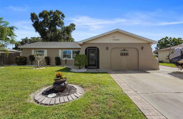 4215 PANDORA Road Gallery 1