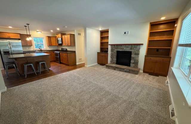 2094 FIELDCREST Gallery 3