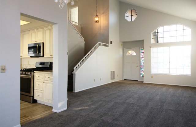 5385 Blackberry Way Gallery 4