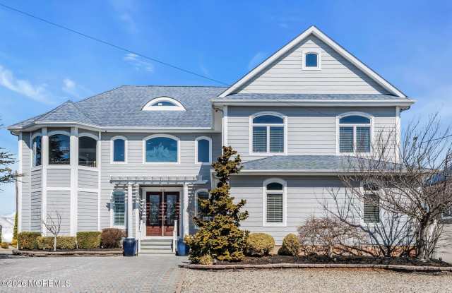 3110 Windsor Avenue photos photos