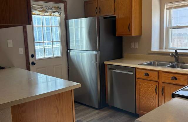 Northwind Updated 2 story home Gallery 4