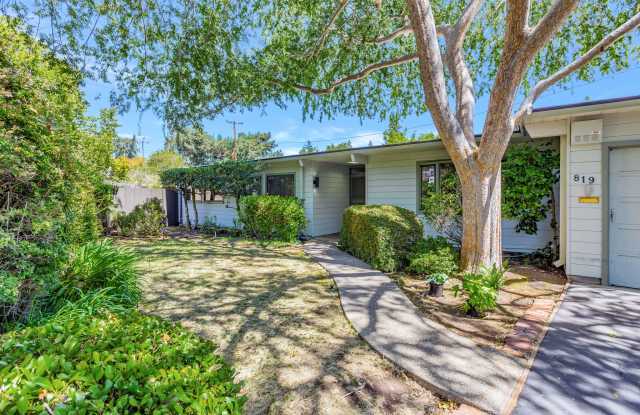 819 La Jennifer Way - 819 La Jennifer Way, Palo Alto, CA 94306
