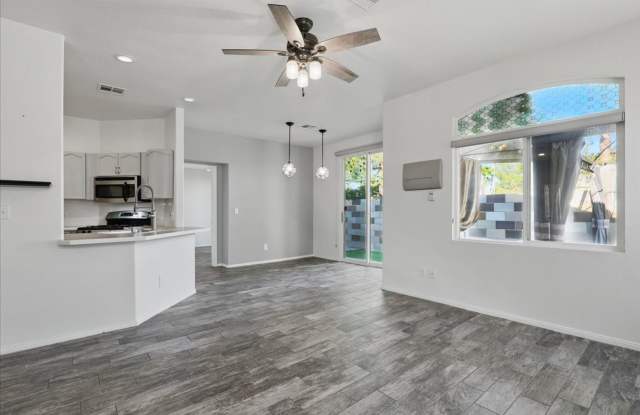 Silverado Ranch 1 story 2 bedroom, 2 bathroom house photos photos