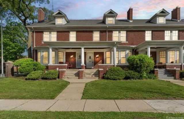 8016 3rd Avenue photos photos