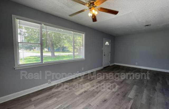 6822 Merrydale Ave. Gallery 4