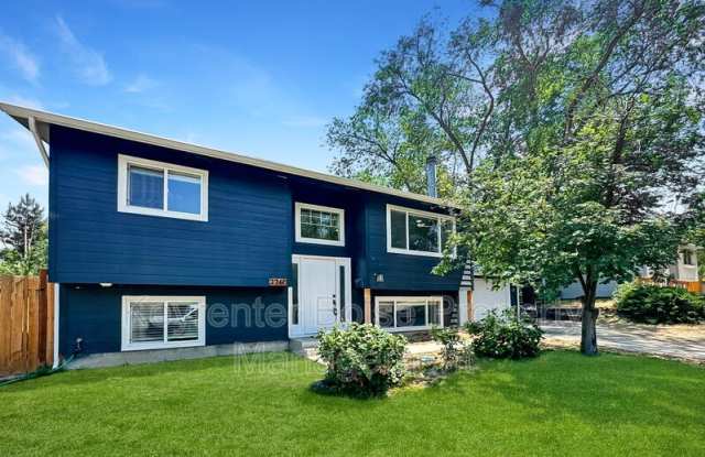 2260 S Berkeley St photos photos