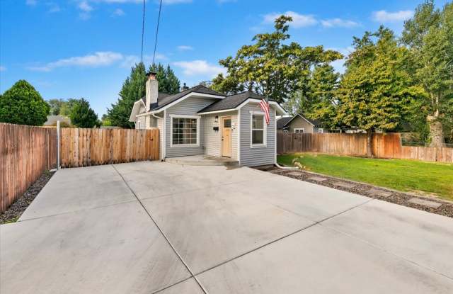 Charming Boise Bench Home with Spacious Backyard Gallery 3