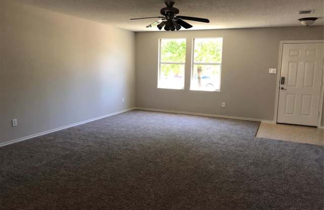 1005 Willow Tree Drive Gallery 3