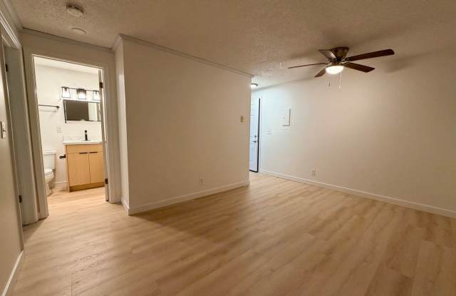 Twin Oaks Apartments photos photos